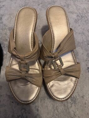 Italian Shoemakers Metallic Taupe Knot Wedge Slides